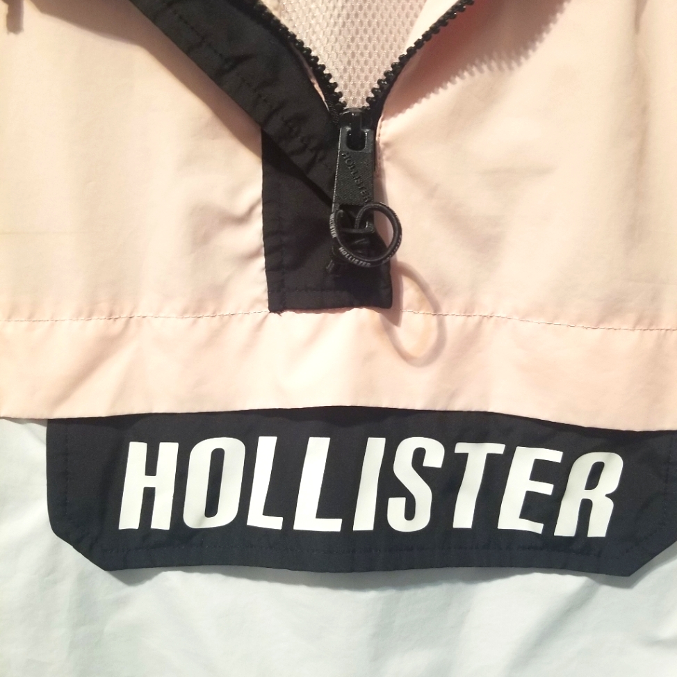 Very Nice Clean Hollister Rain Jacket Very Nice Clean Hollister Rain Jacket